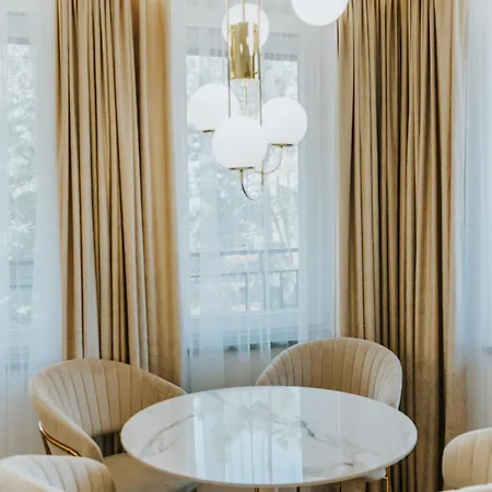 Visitzakopane - Gold Krupowki *